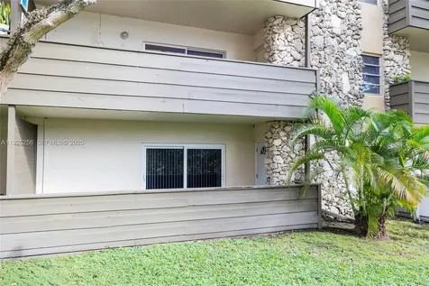 8305 SW 72nd Avenue Miami FL 33143