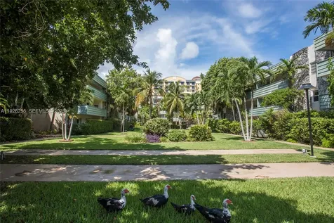8305 SW 72nd Avenue Miami FL 33143