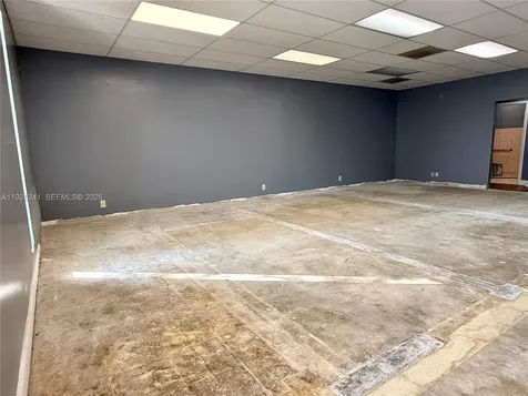 1020 NW 1st Court Hallandale Beach FL 33009