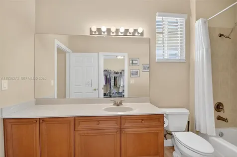 418 N Federal Highway Lake Worth FL 33460