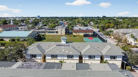 418 N Federal Highway Lake Worth FL 33460