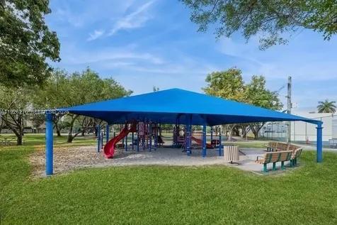 7250 SW 94th Place Miami FL 33173
