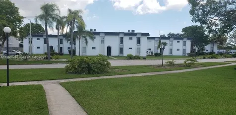 7250 SW 94th Place Miami FL 33173