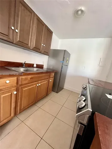 7250 SW 94th Place Miami FL 33173