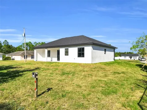 2250 10th Terrace Lehigh Acres FL 33936