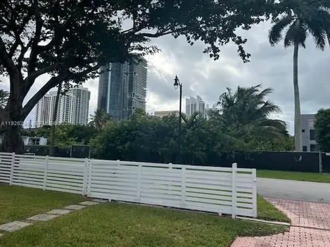 245 189th Terrace Sunny Isles Beach FL 33160