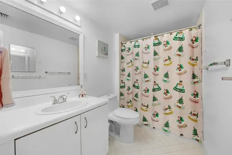 900 SW 142nd Avenue Pembroke Pines FL 33027