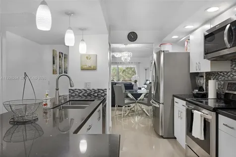900 SW 142nd Avenue Pembroke Pines FL 33027