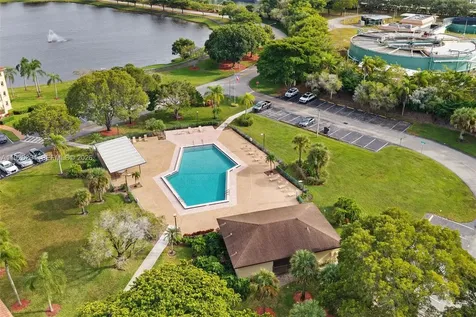 900 SW 142nd Avenue Pembroke Pines FL 33027