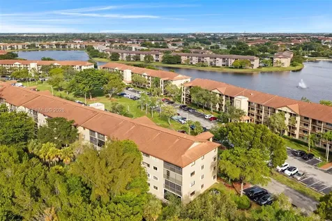 900 SW 142nd Avenue Pembroke Pines FL 33027