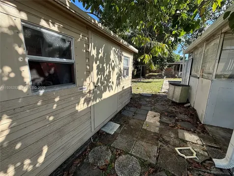 7331 Normandy Street Miramar FL 33023