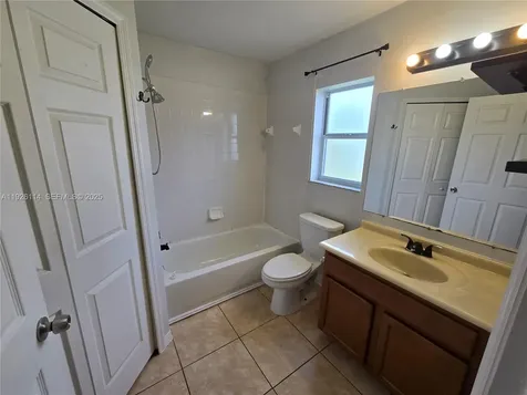 4876 30th Avenue Vero Beach FL 32967
