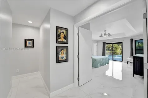 3071 Perriwinkle Circle Davie FL 33328