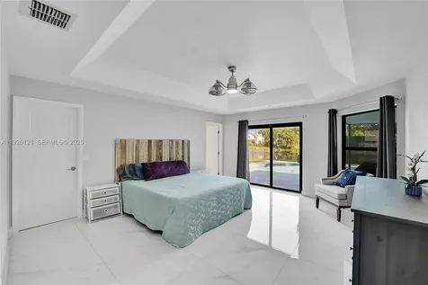 3071 Perriwinkle Circle Davie FL 33328