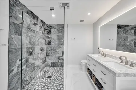 3071 Perriwinkle Circle Davie FL 33328