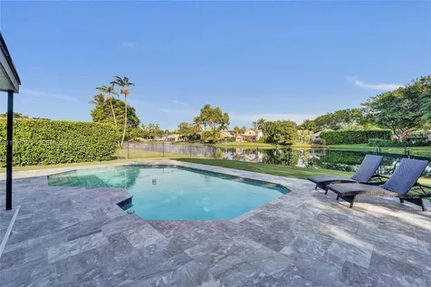 3071 Perriwinkle Circle Davie FL 33328