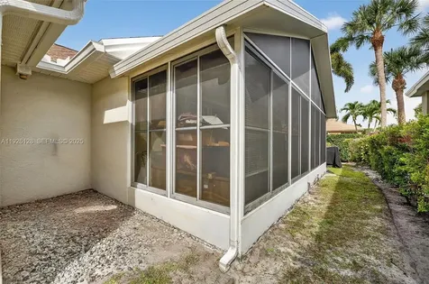 210 NW Zanzibar Place Port St. Lucie FL 34986