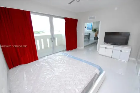 800 West Avenue Miami Beach FL 33139
