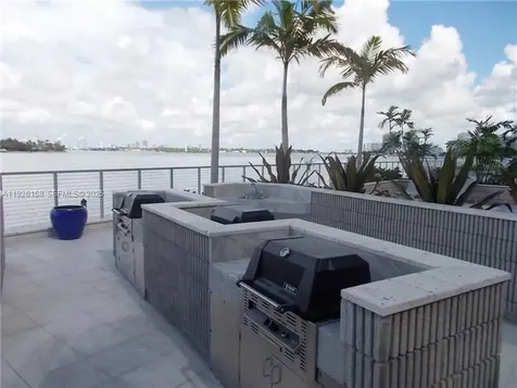 800 West Avenue Miami Beach FL 33139