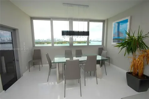 800 West Avenue Miami Beach FL 33139