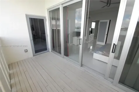 800 West Avenue Miami Beach FL 33139