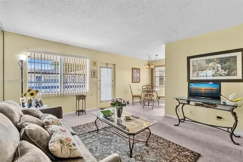 117 Westbury E Deerfield Beach FL 33442