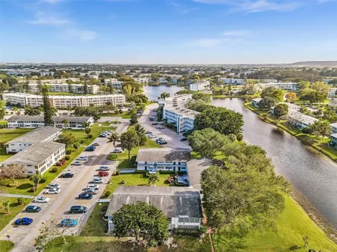 117 Westbury E Deerfield Beach FL 33442