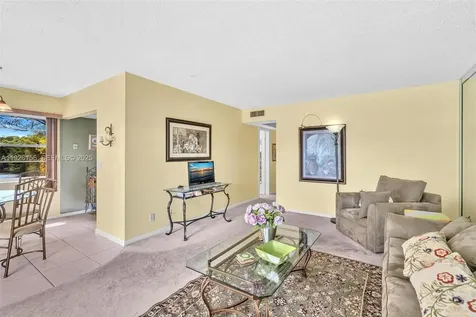117 Westbury E Deerfield Beach FL 33442