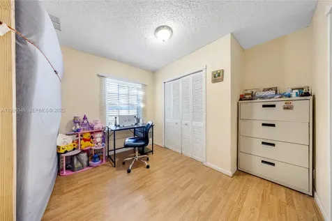 4660 E 4th Avenue Hialeah FL 33013
