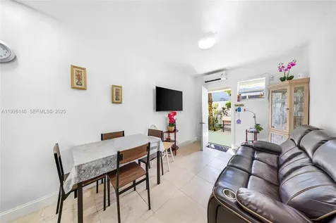 4660 E 4th Avenue Hialeah FL 33013