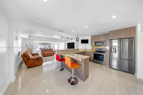 4660 E 4th Avenue Hialeah FL 33013