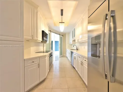 848 Brickell Key Drive Miami FL 33131