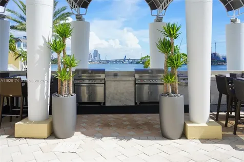 848 Brickell Key Drive Miami FL 33131