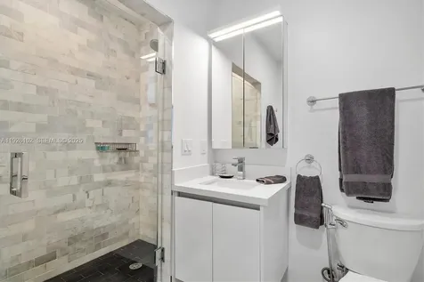 1053 NW 29th Street Miami FL 33127