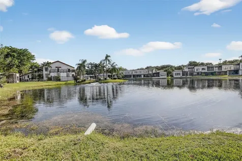 9703 N New River Canal Road Plantation FL 33324