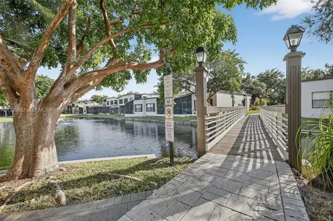 9703 N New River Canal Road Plantation FL 33324