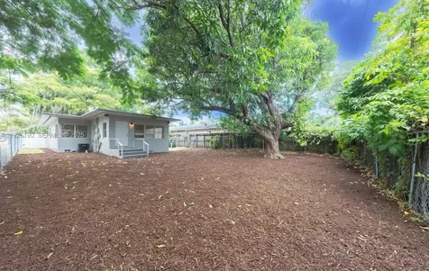 1100 NW 7th Avenue Fort Lauderdale FL 33311