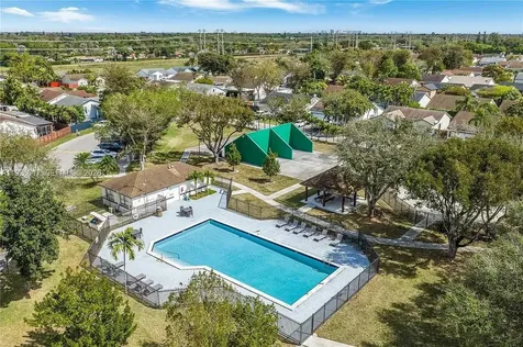 13338 SW 113th Place Miami FL 33176
