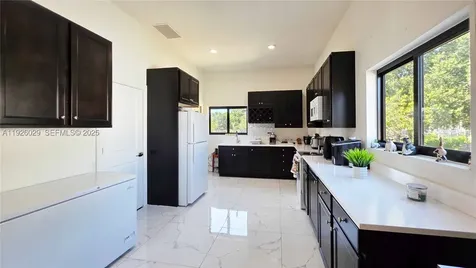 527 Perimeter Road Clewiston FL 33440