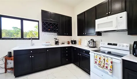 527 Perimeter Road Clewiston FL 33440