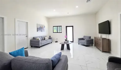 527 Perimeter Road Clewiston FL 33440