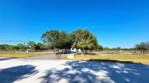 527 Perimeter Road Clewiston FL 33440