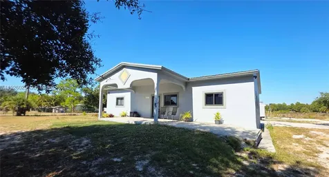 527 Perimeter Road Clewiston FL 33440
