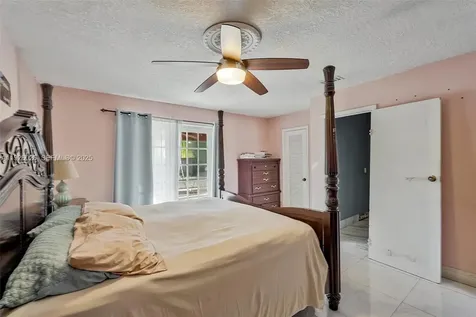 8113 Rose Marie Circle Boynton Beach FL 33472