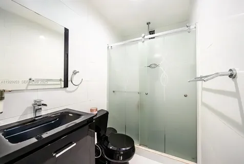 9365 SW 44th Street Miami FL 33165