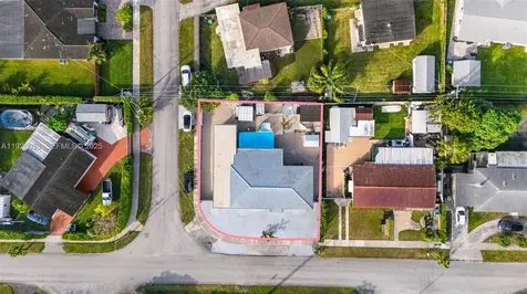 9365 SW 44th Street Miami FL 33165