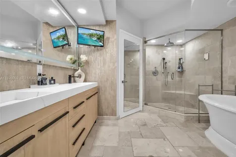 333 Las Olas Way Fort Lauderdale FL 33301