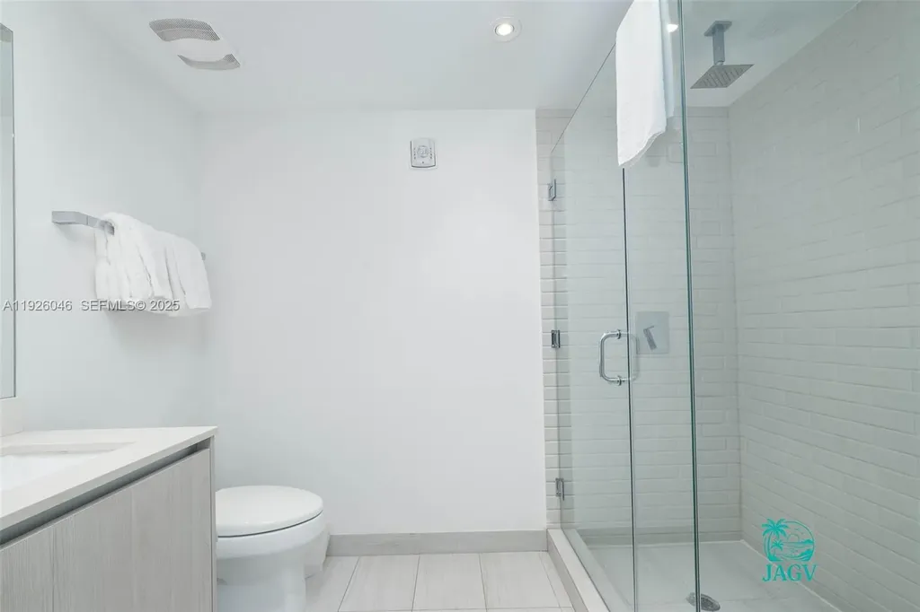 4010 S Ocean Drive Hollywood FL 33019