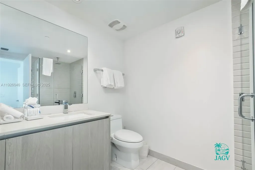 4010 S Ocean Drive Hollywood FL 33019