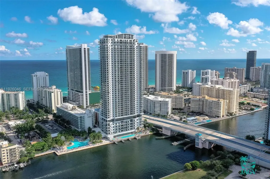 4010 S Ocean Drive Hollywood FL 33019